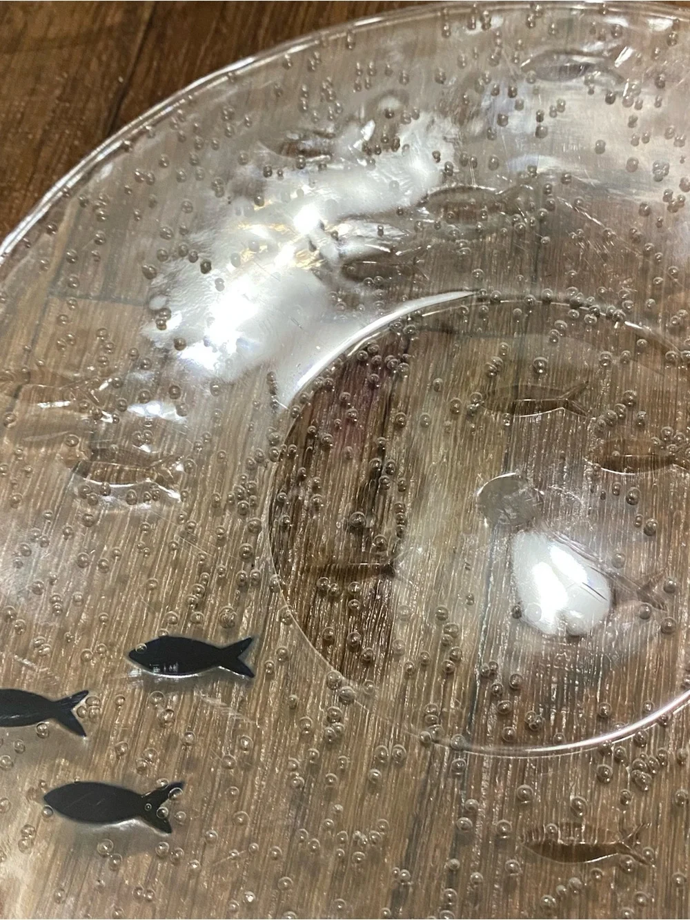 Set Lot Of 3 Acrylic Clear 9” Round Plates Blue Fish & Bubbles Beach Beachouse